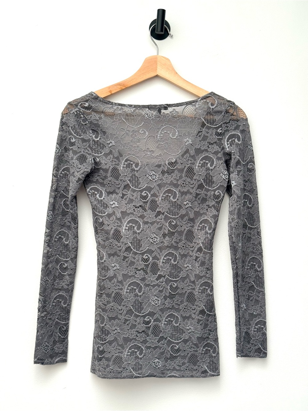 Aritzia Talula Grey Lace Long Sleeve Top Romantic Sheer Y2K - Picture 2 of 9